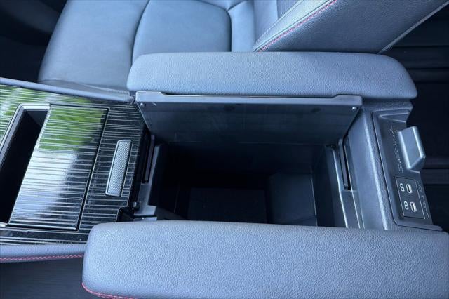 2025 Toyota Sienna XSE 7 Passenger