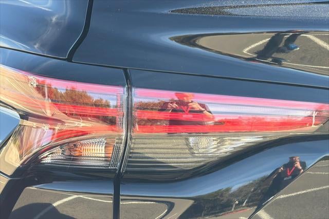 2025 Toyota Sienna XSE 7 Passenger