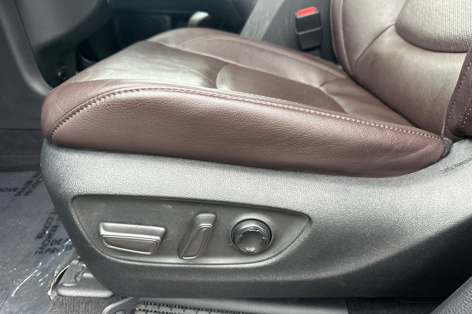 2023 Toyota Sienna Platinum 7 Passenger