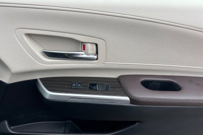 2023 Toyota Sienna Platinum 7 Passenger