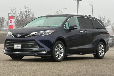 2023 Toyota Sienna Platinum 7 Passenger