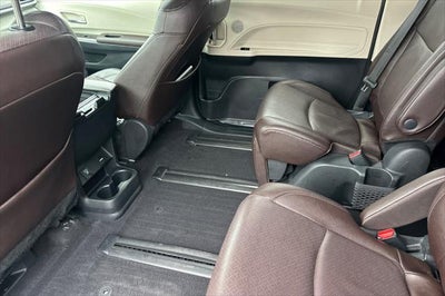 2023 Toyota Sienna Platinum 7 Passenger