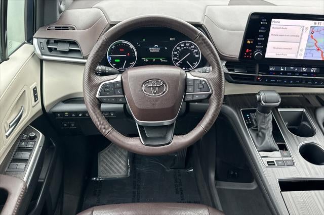 2023 Toyota Sienna Platinum 7 Passenger