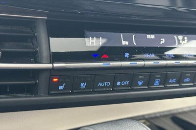 2023 Toyota Sienna Platinum 7 Passenger