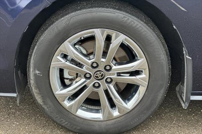 2023 Toyota Sienna Platinum 7 Passenger