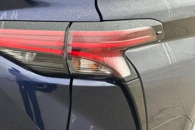 2023 Toyota Sienna Platinum 7 Passenger