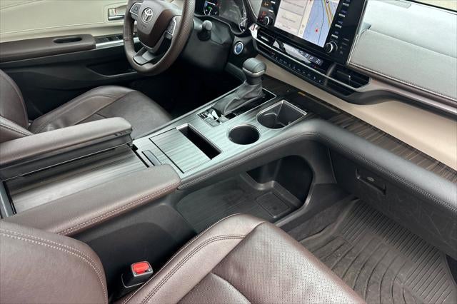 2023 Toyota Sienna Platinum 7 Passenger