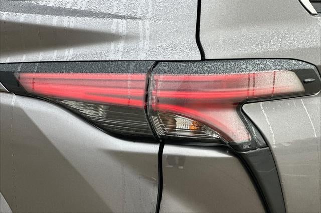 2023 Toyota Sienna Platinum 7 Passenger