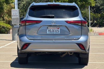 2022 Toyota Highlander Platinum