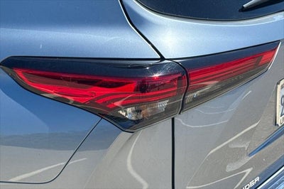 2022 Toyota Highlander Platinum