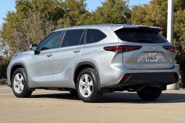 2025 Toyota Highlander LE