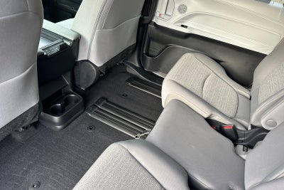 2026 Toyota Sienna LE 8 Passenger