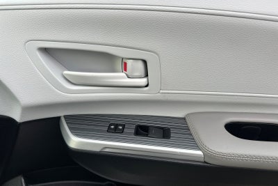 2026 Toyota Sienna LE 8 Passenger
