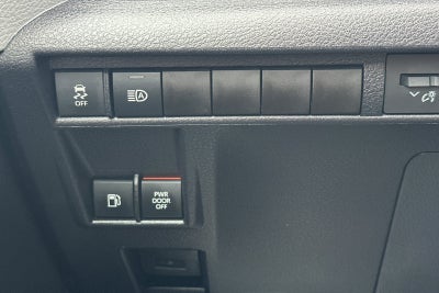 2026 Toyota Sienna LE 8 Passenger