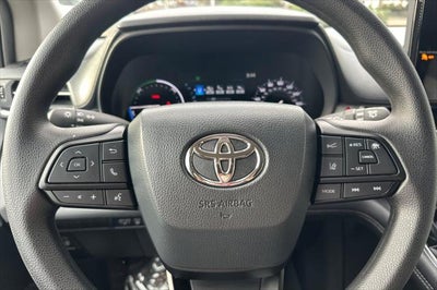 2026 Toyota Sienna LE 8 Passenger