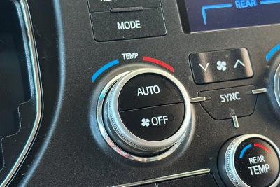 2017 Toyota Sienna LE 8 Passenger