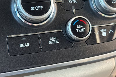 2017 Toyota Sienna LE 8 Passenger