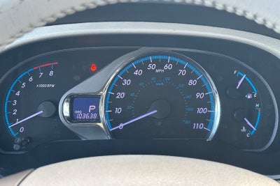 2013 Toyota Sienna XLE 8 Passenger