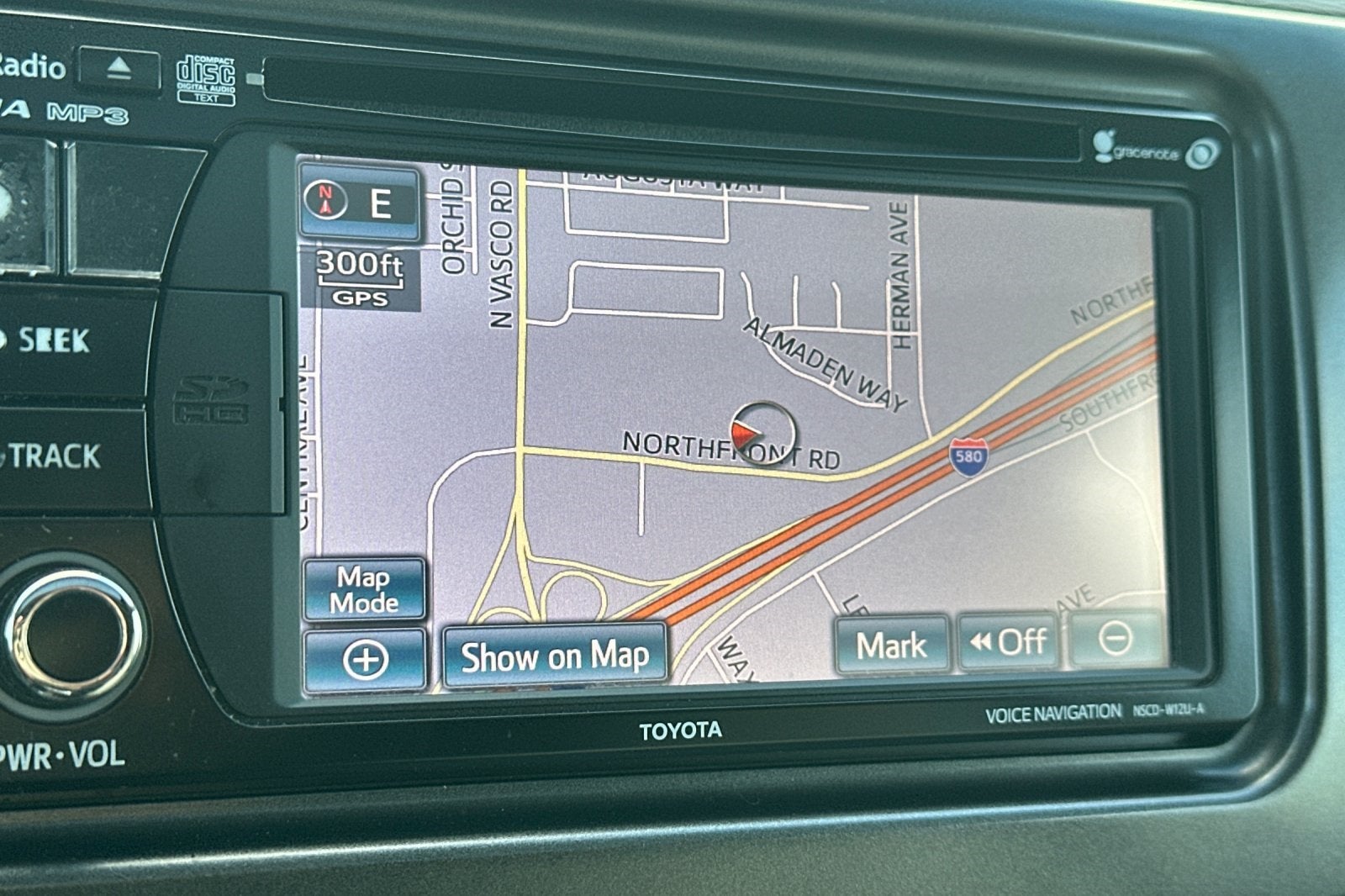 2013 Toyota Sienna XLE 8 Passenger