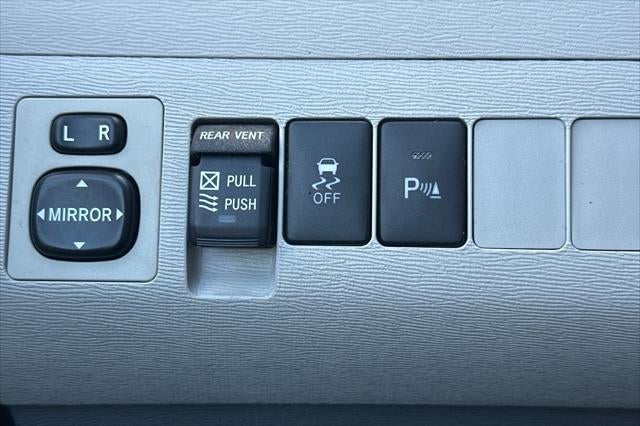 2013 Toyota Sienna XLE 8 Passenger