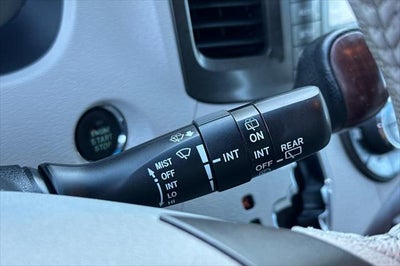 2013 Toyota Sienna XLE 8 Passenger