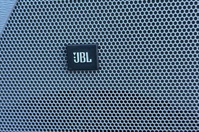 2013 Toyota Sienna XLE 8 Passenger