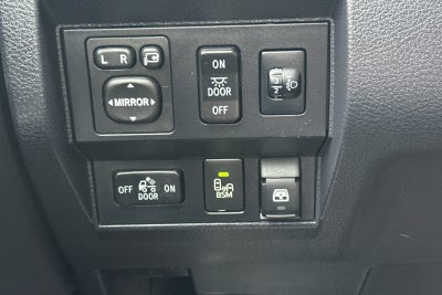 2017 Toyota Tundra Platinum 5.7L V8