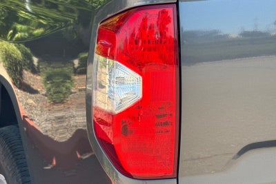 2015 Toyota Tundra SR5 5.7L V8