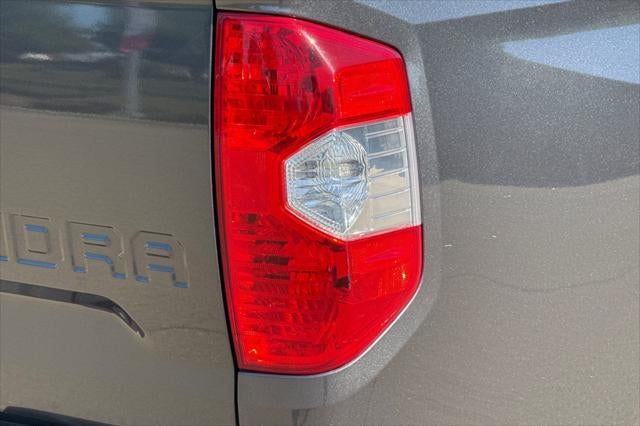 2015 Toyota Tundra SR5 5.7L V8