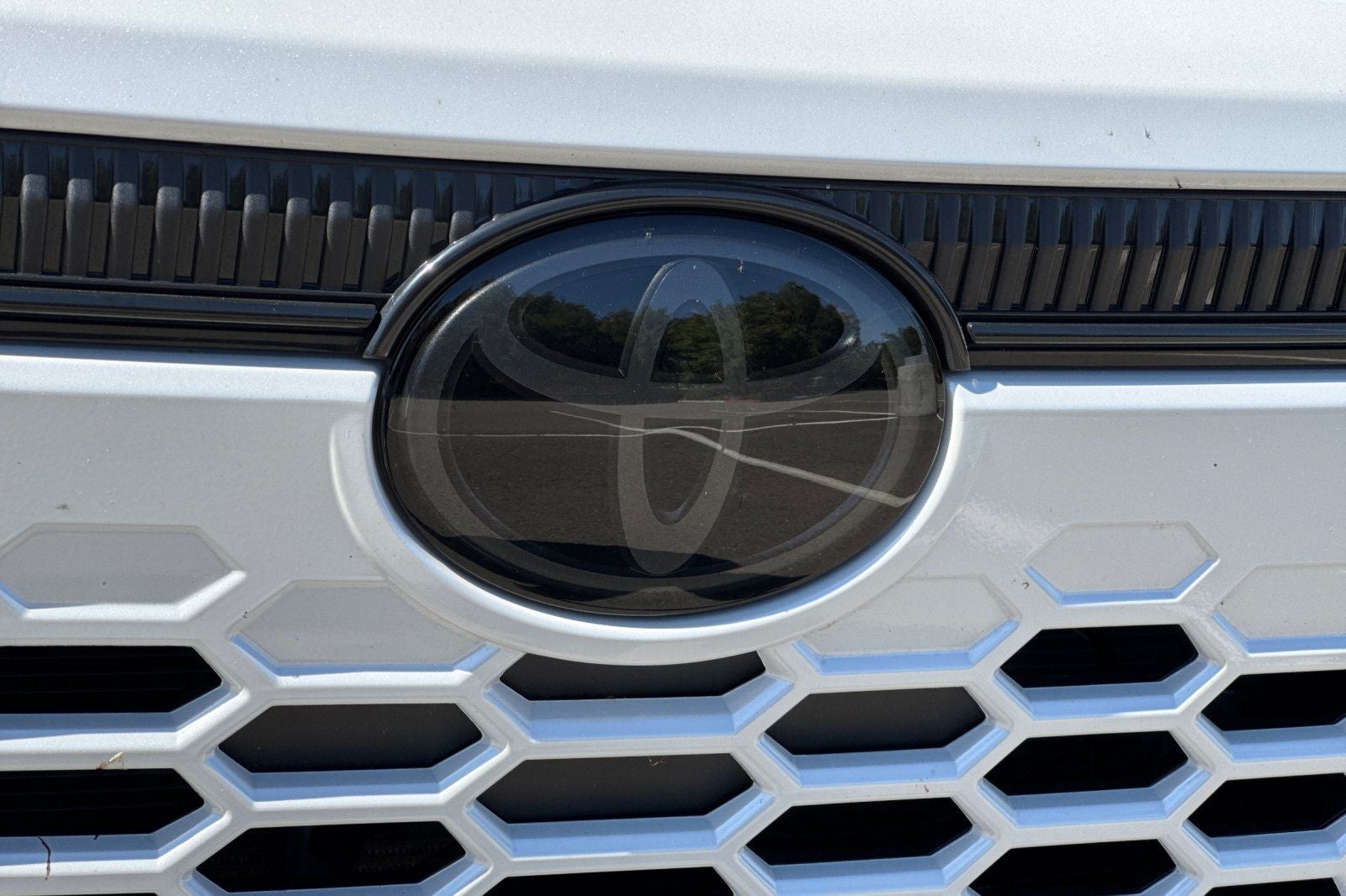 2026 Toyota Corolla Cross Hybrid SE