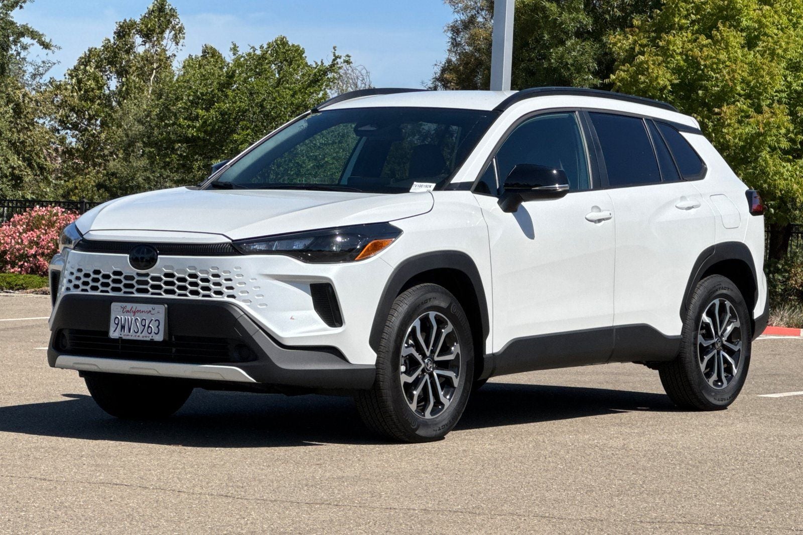2026 Toyota Corolla Cross Hybrid SE