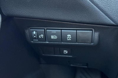 2026 Toyota Corolla Cross Hybrid SE