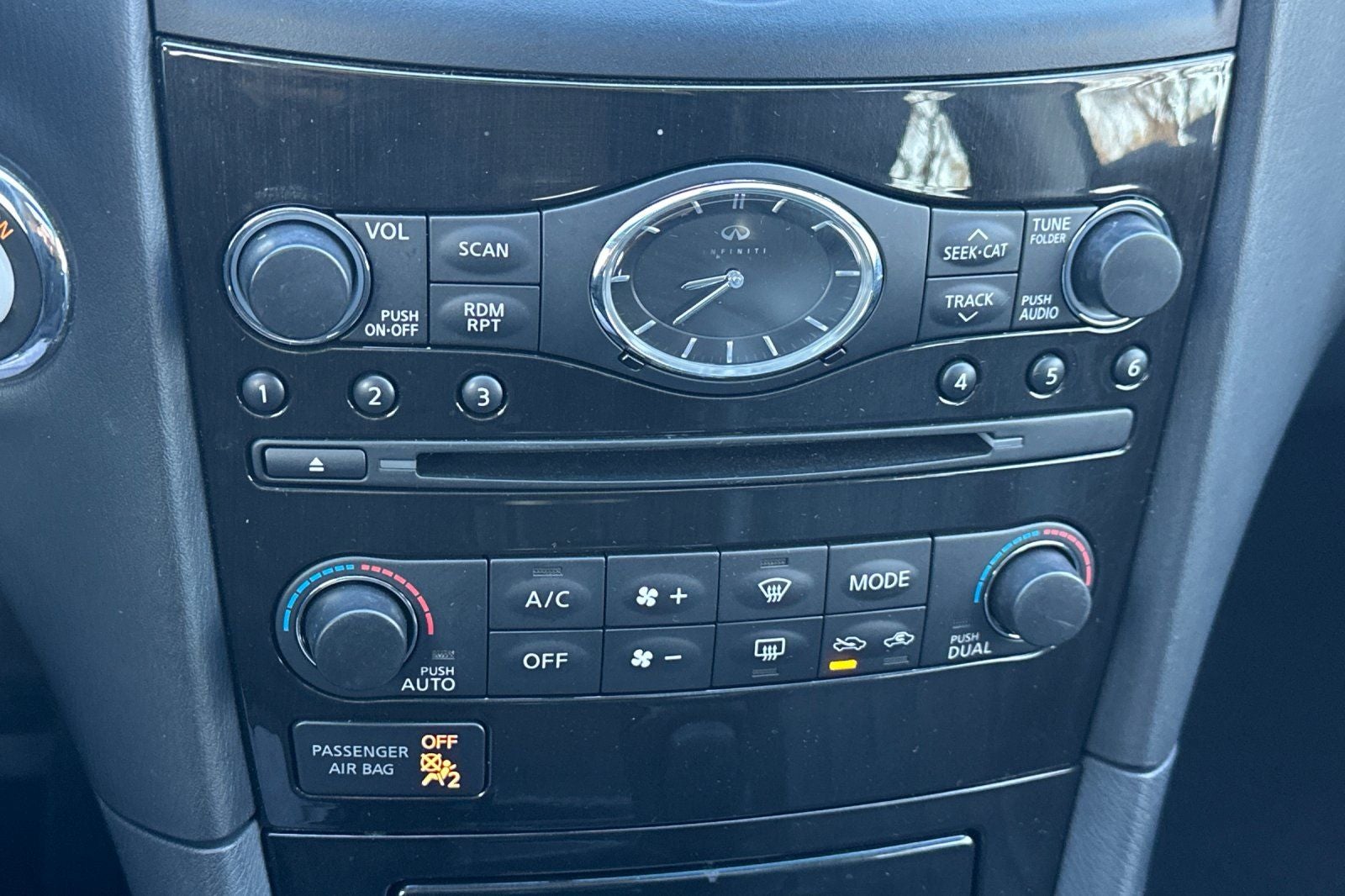 2017 INFINITI QX50 Base