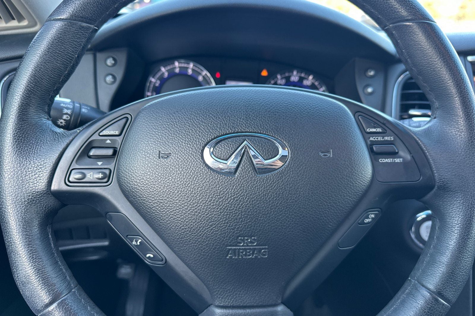 2017 INFINITI QX50 Base