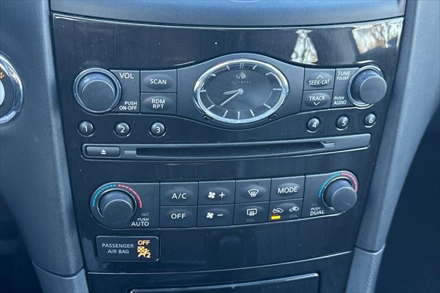 2017 INFINITI QX50 Base