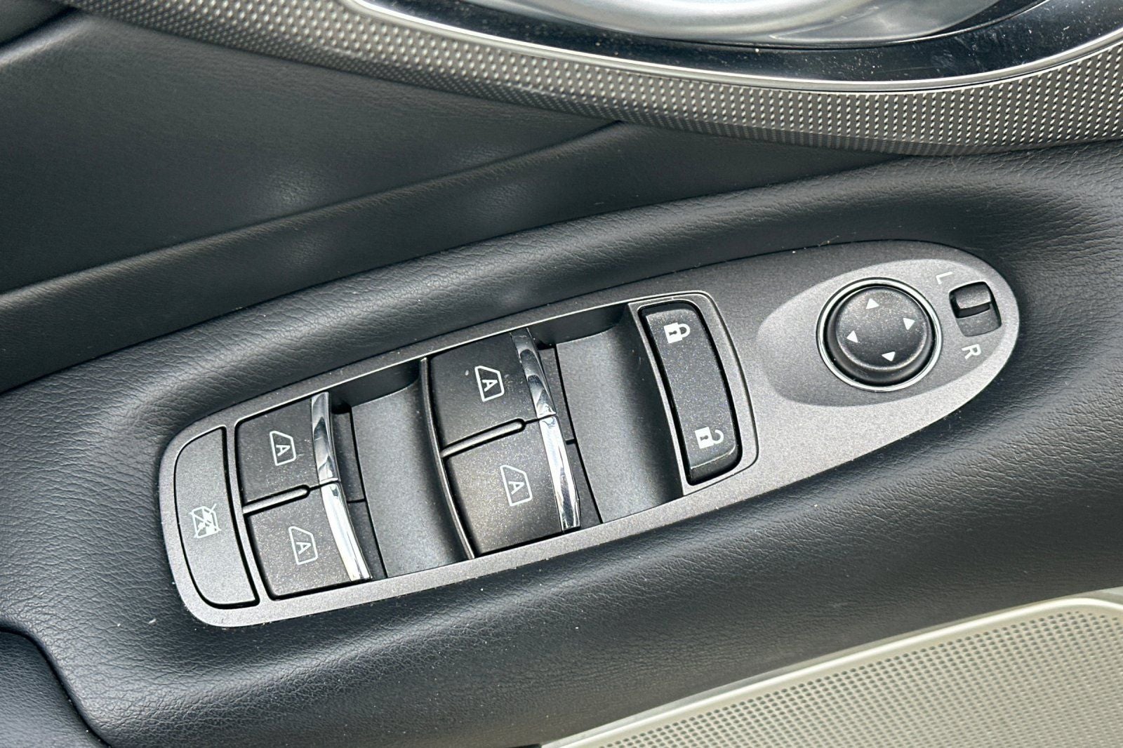 2017 INFINITI Q50 2.0t Premium