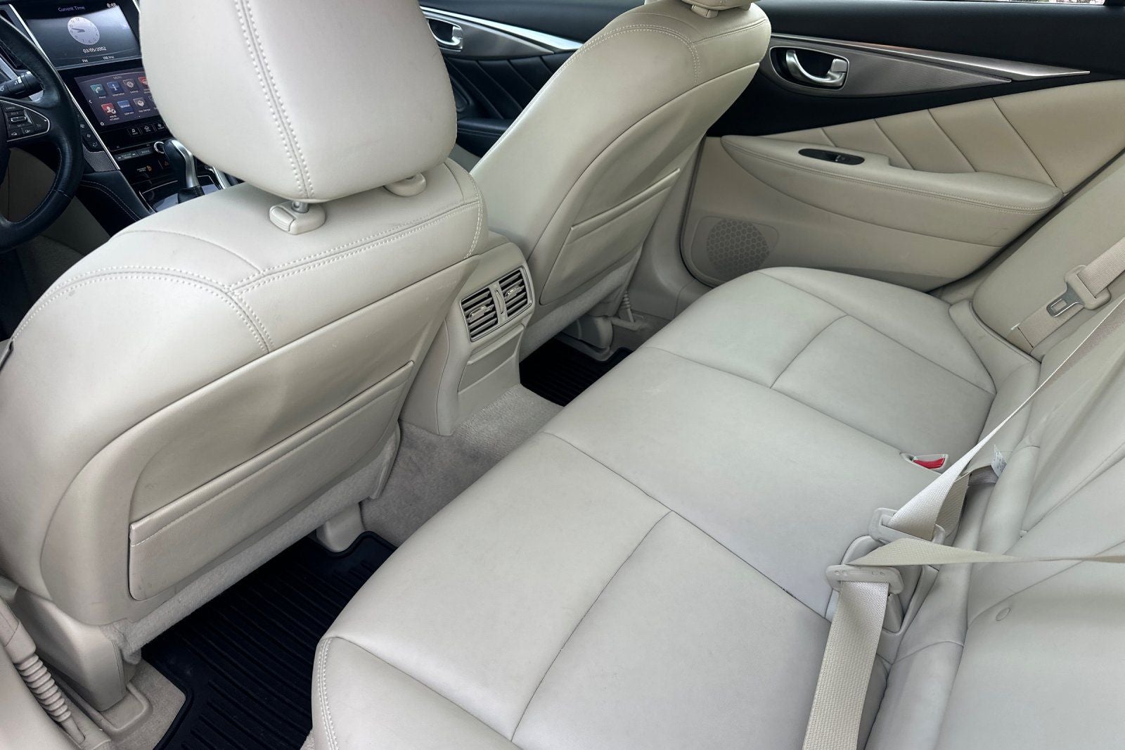 2017 INFINITI Q50 2.0t Premium