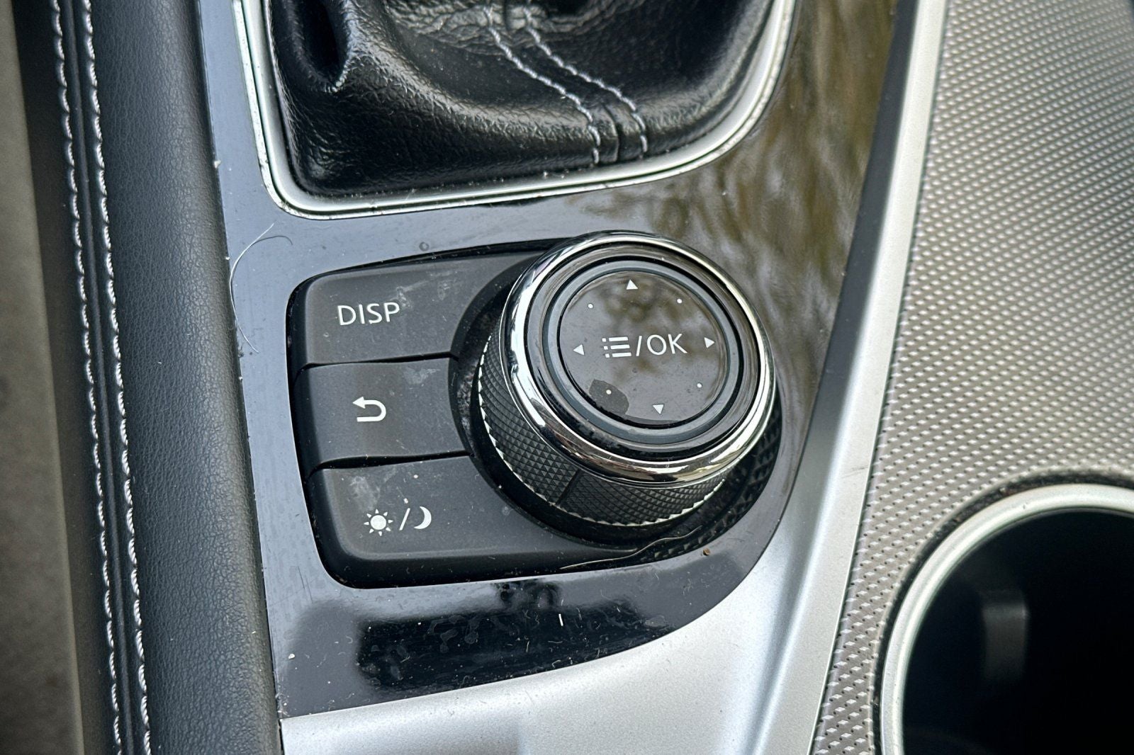 2017 INFINITI Q50 2.0t Premium