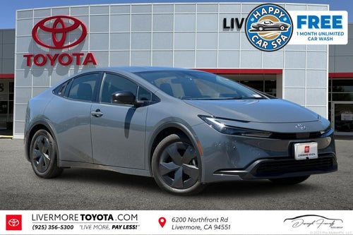 2025 Toyota Prius LE