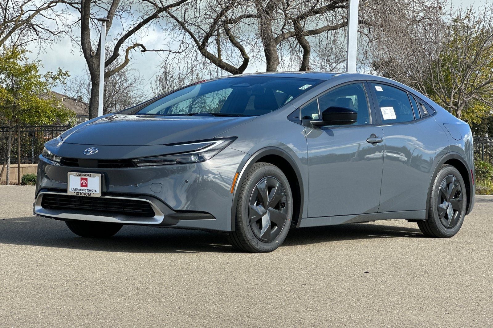 2026 Toyota Prius Plug-In Hybrid SE