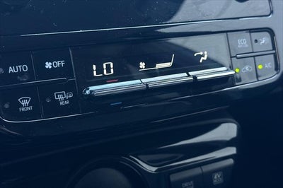 2019 Toyota Prius XLE