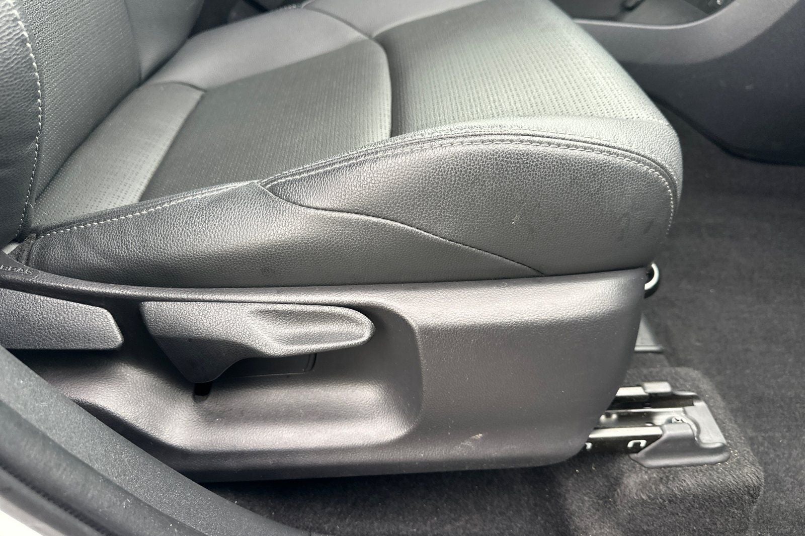 2023 Toyota bZ4X Limited