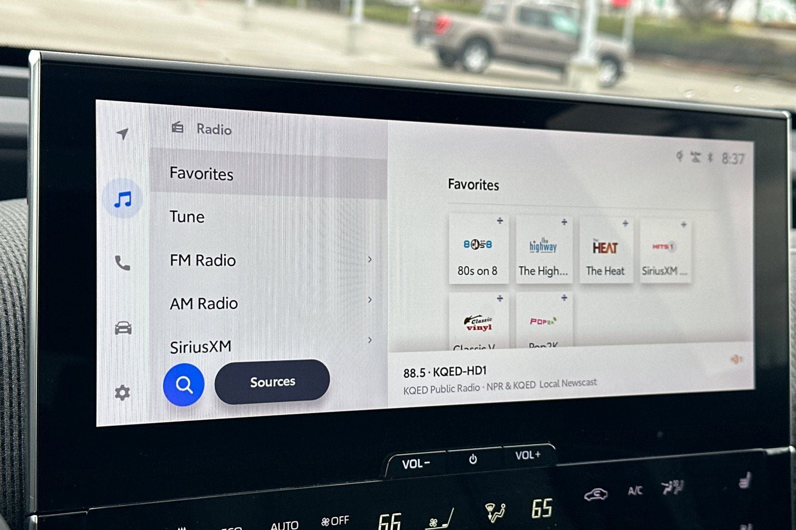 2023 Toyota bZ4X Limited