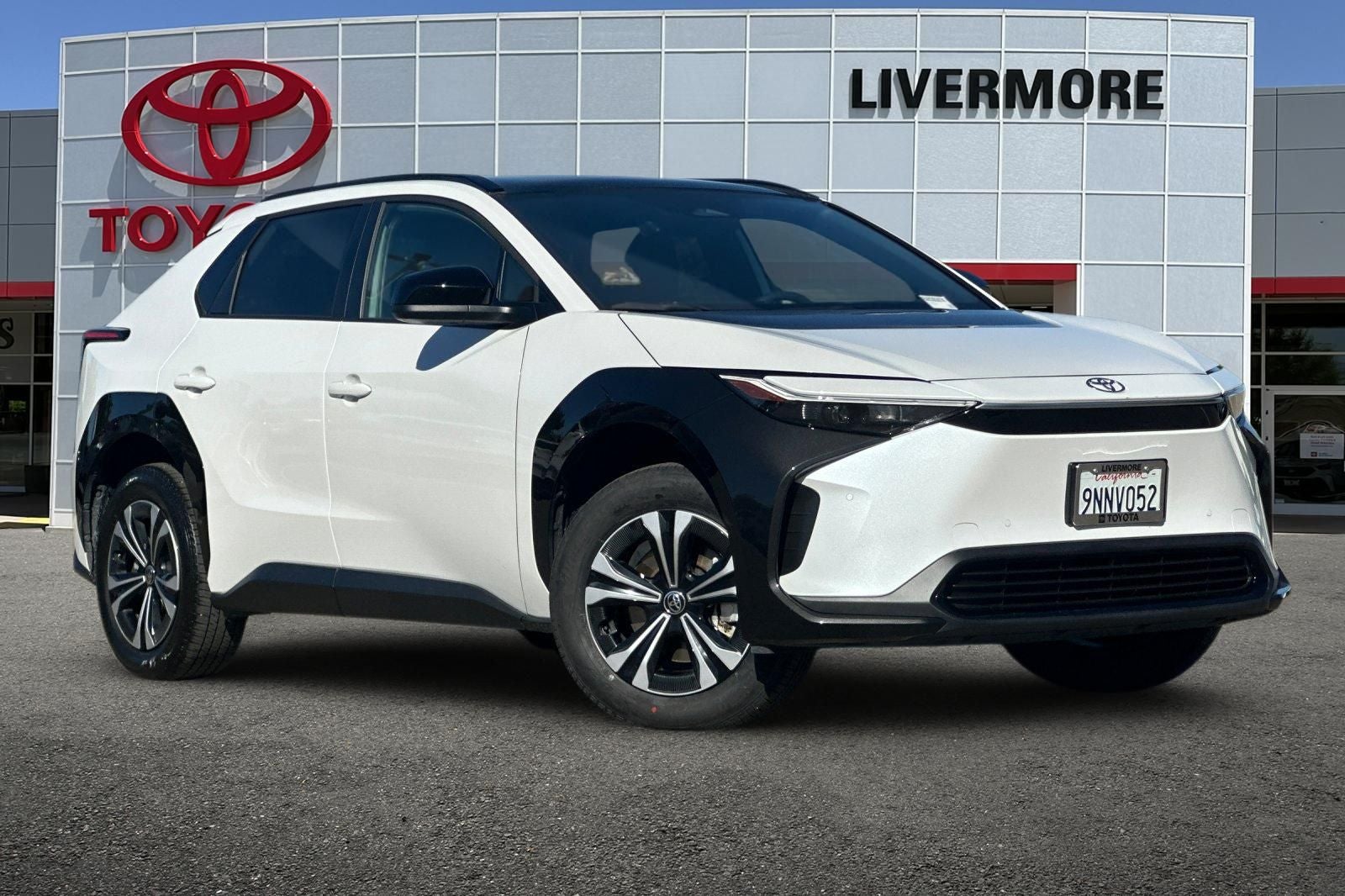 2024 Toyota bZ4X XLE