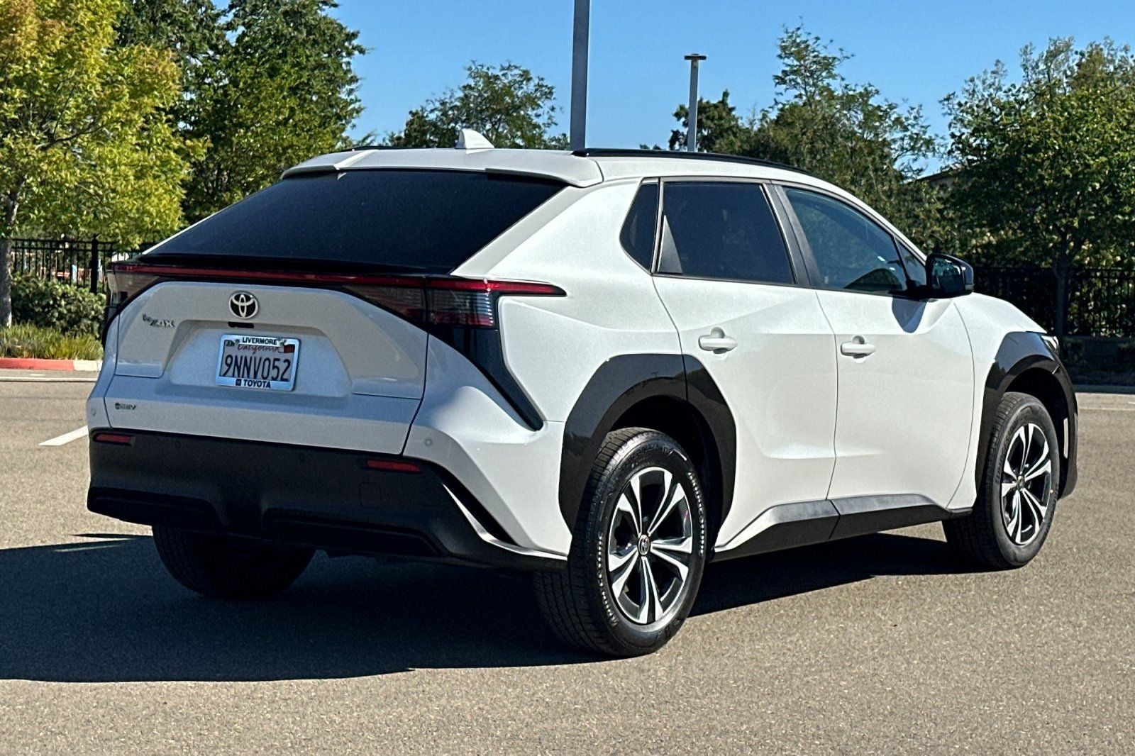 2024 Toyota bZ4X XLE