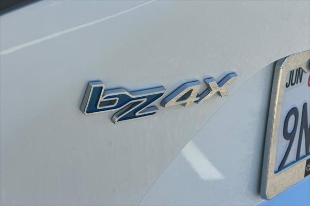2024 Toyota bZ4X XLE