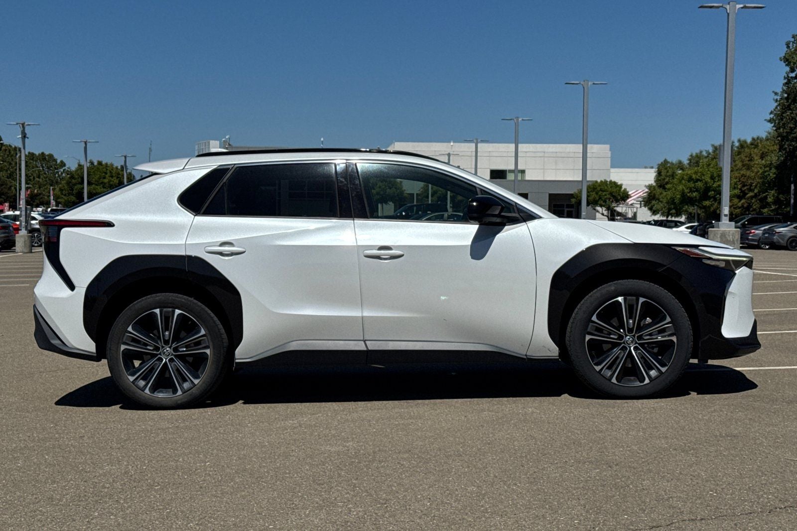 2023 Toyota bZ4X Limited