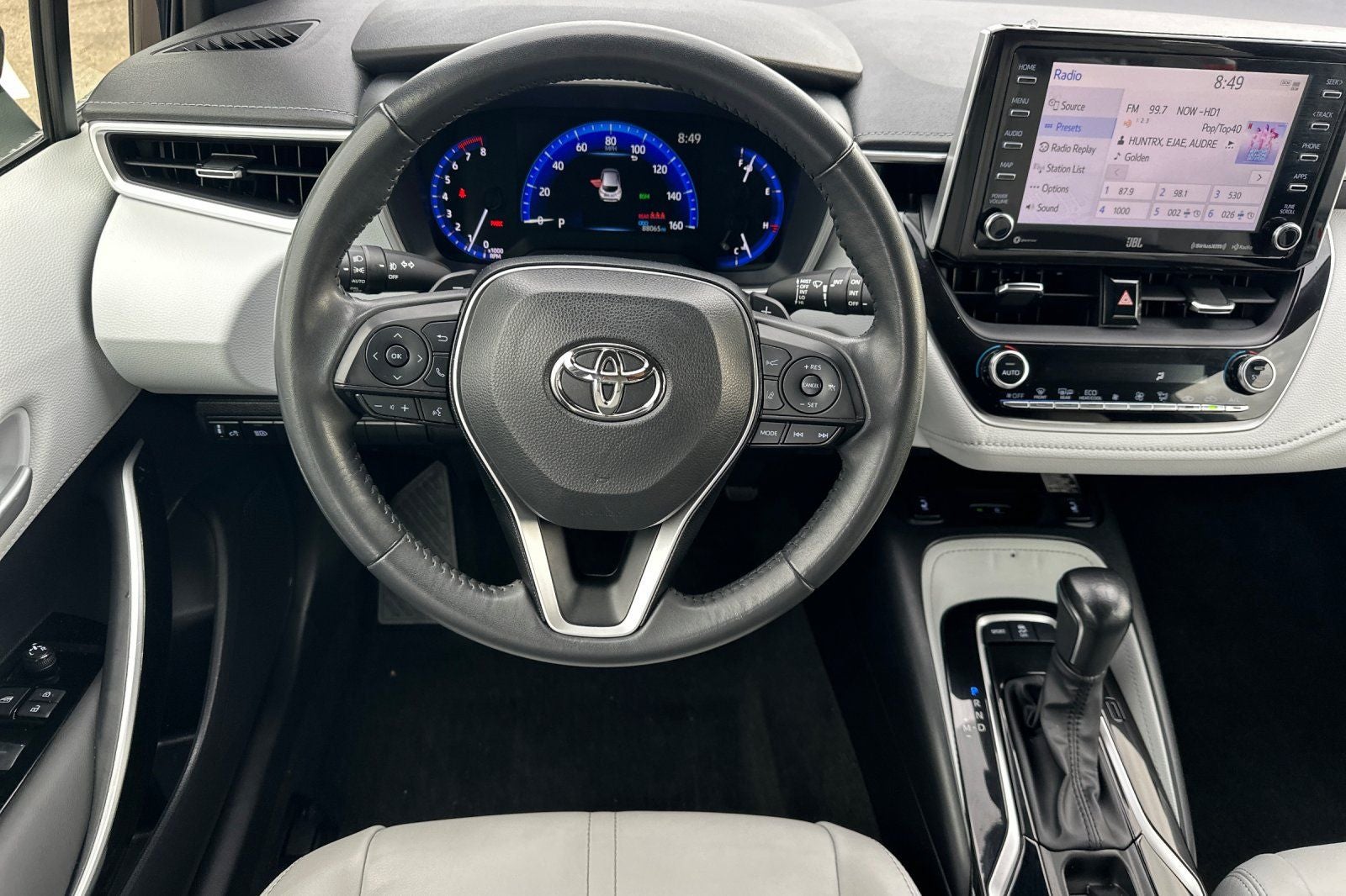 2022 Toyota Corolla Hatchback XSE