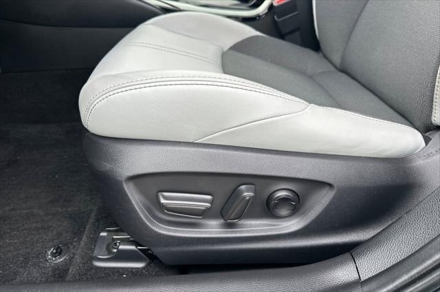 2022 Toyota Corolla Hatchback XSE