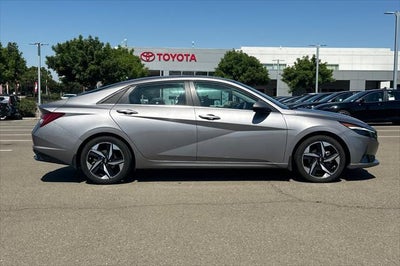 2023 Hyundai Elantra Hybrid Limited
